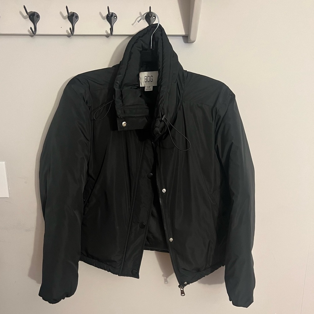 Urban Outfitters black cropped puffer